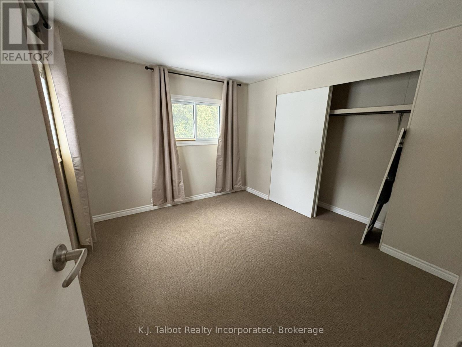 8 Bloomsbury Street, Ashfield-Colborne-Wawanosh, Ontario  N7A 3Y2 - Photo 11 - X12646864