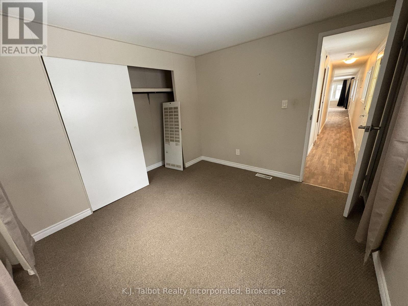 8 Bloomsbury Street, Ashfield-Colborne-Wawanosh, Ontario  N7A 3Y2 - Photo 12 - X12646864