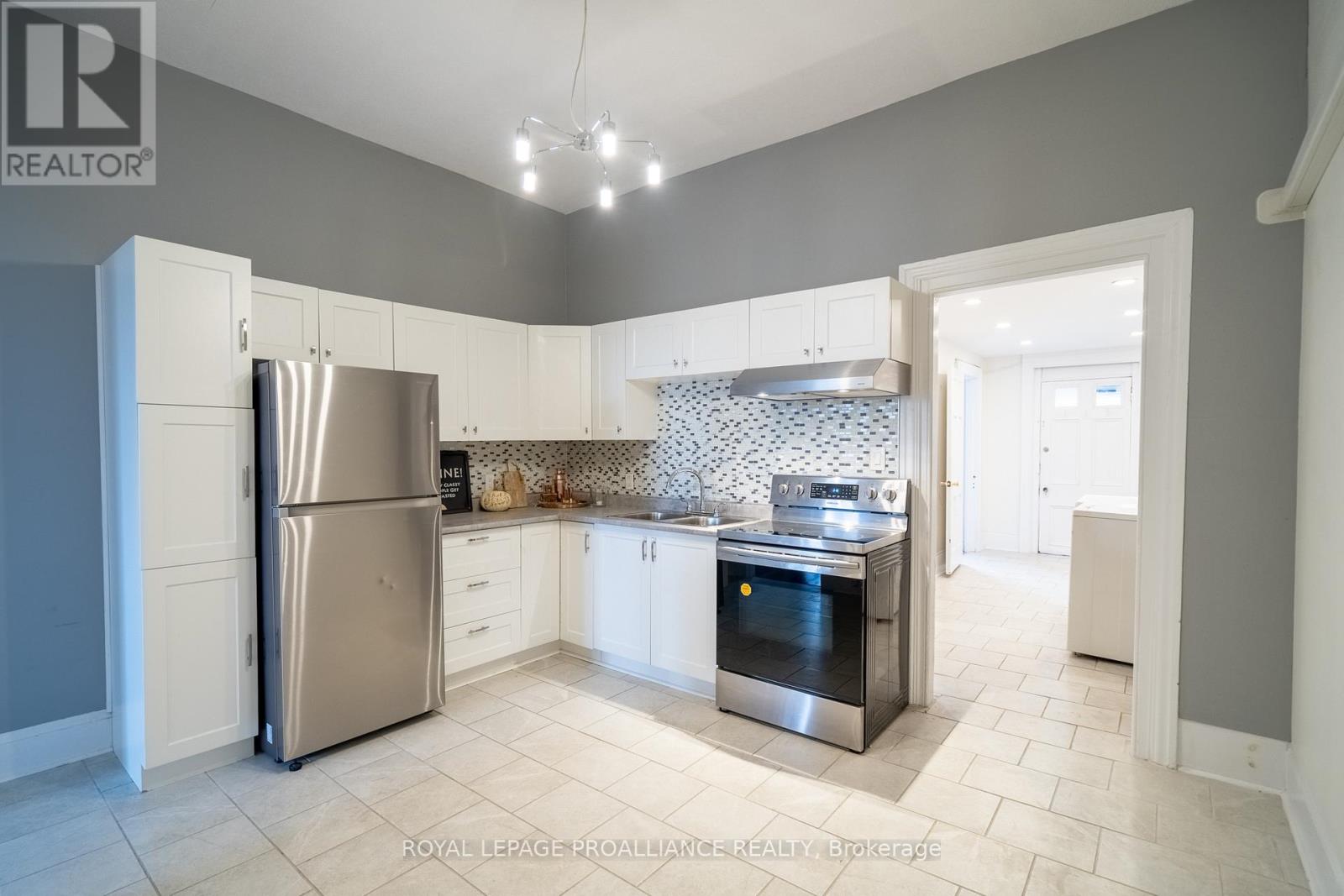 Unit 3 - 74 King Street W, Cobourg, Ontario  K9A 2M3 - Photo 6 - X12646862