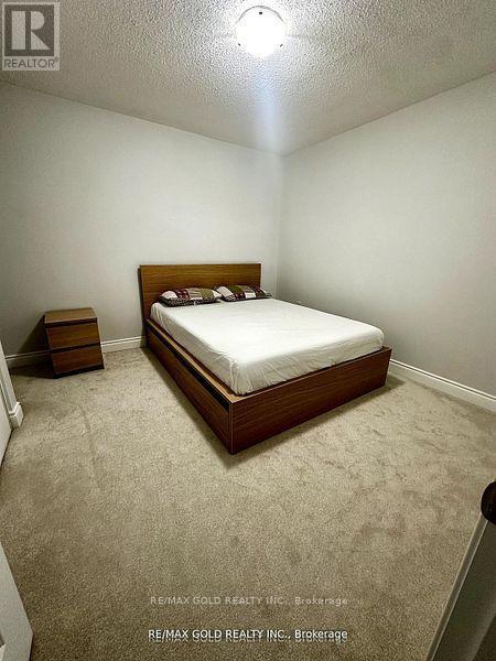 812 Fowles Court, Milton, Ontario  L9T 0Z8 - Photo 16 - W12643650