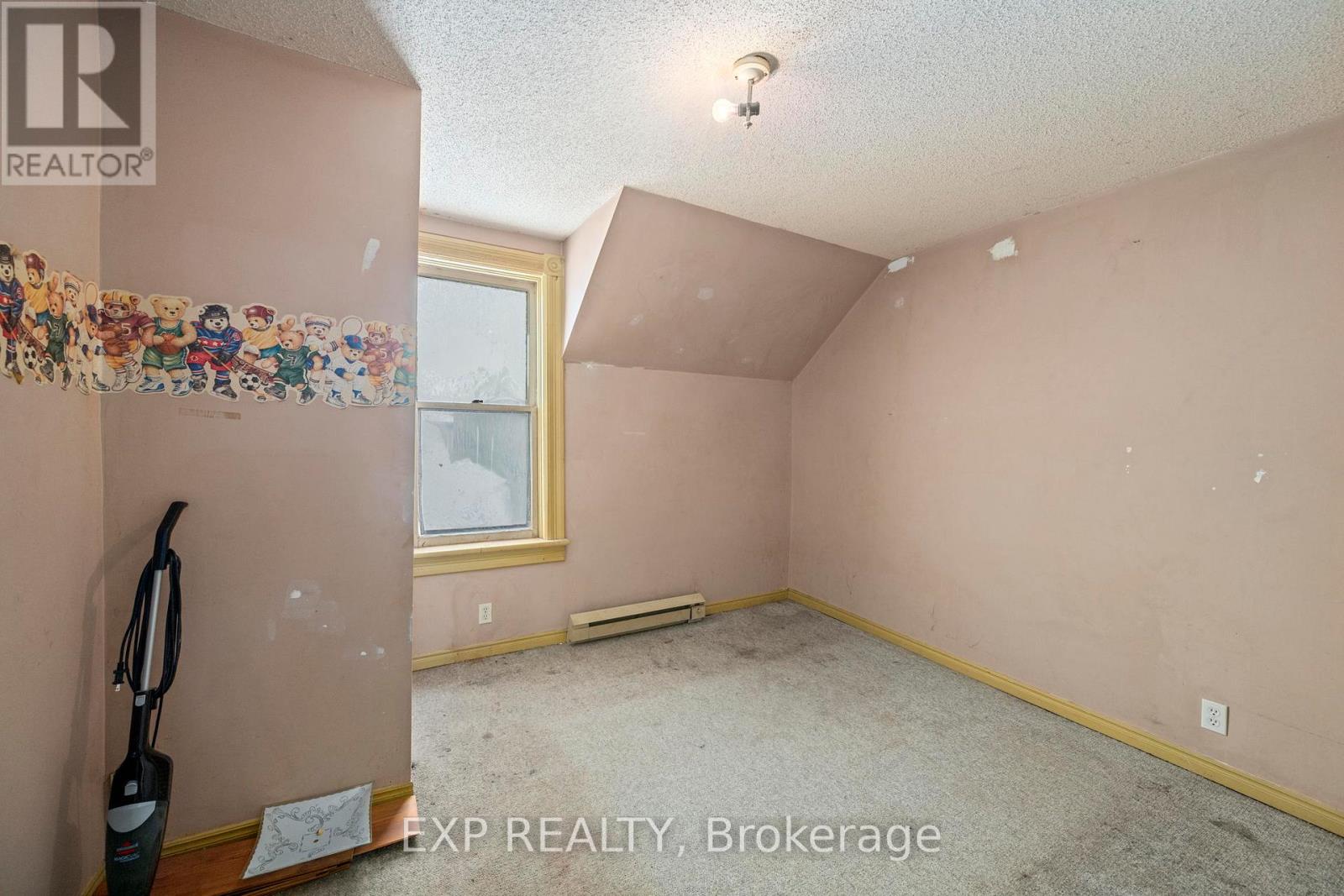 22949 Hagerty Road, Newbury, Ontario  N0L 1Z0 - Photo 16 - X12646866