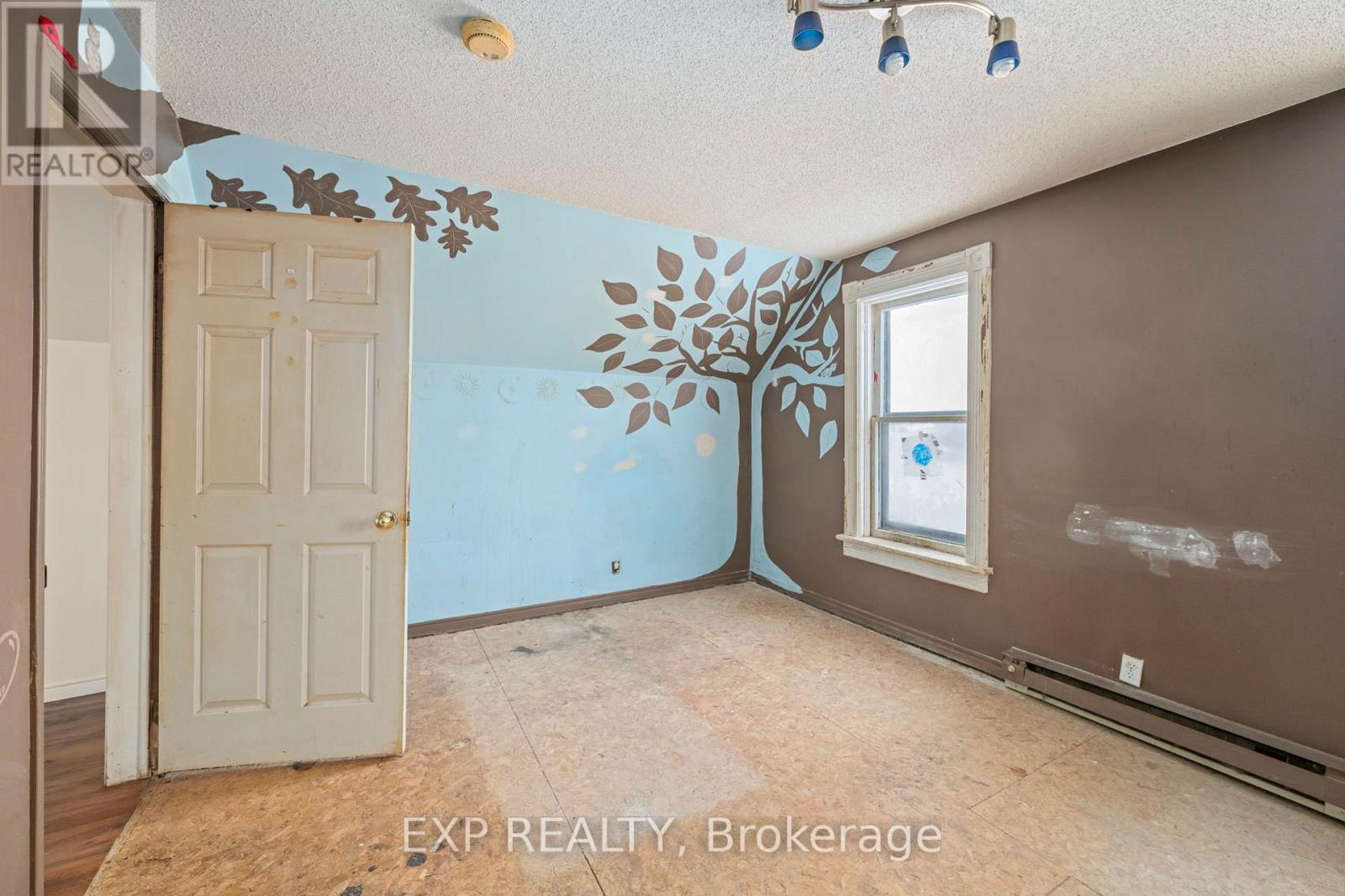 22949 Hagerty Road, Newbury, Ontario  N0L 1Z0 - Photo 18 - X12646866