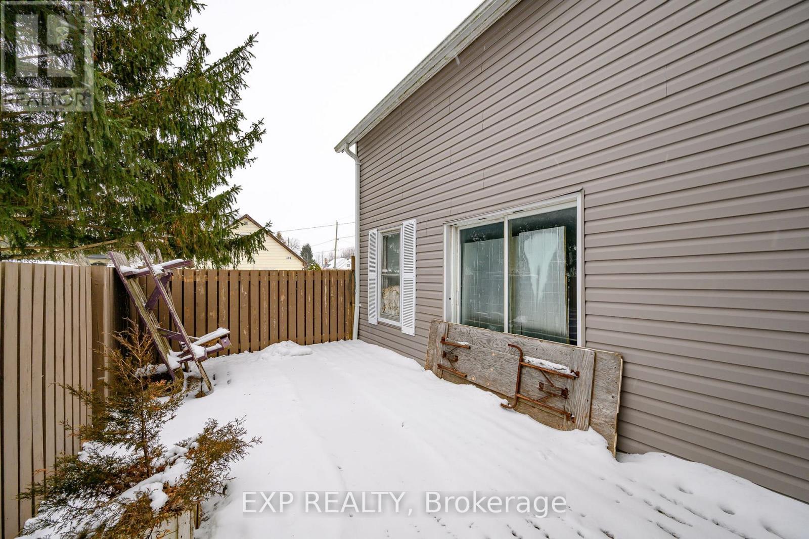 22949 Hagerty Road, Newbury, Ontario  N0L 1Z0 - Photo 25 - X12646866
