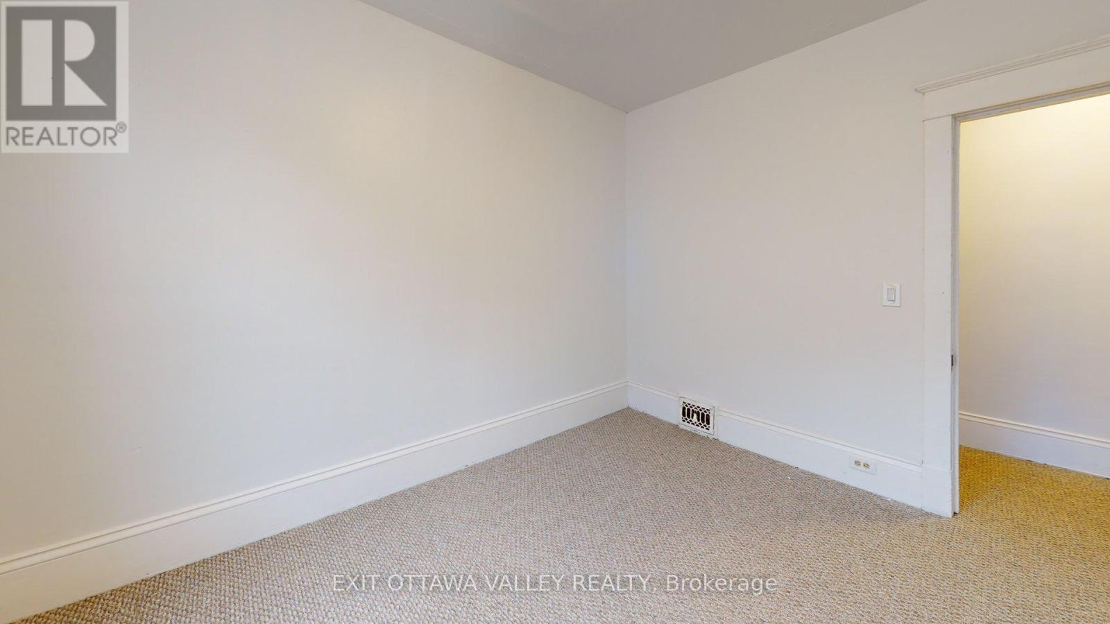 216 Mary Street, Pembroke, Ontario  K8A 5V8 - Photo 36 - X12646822