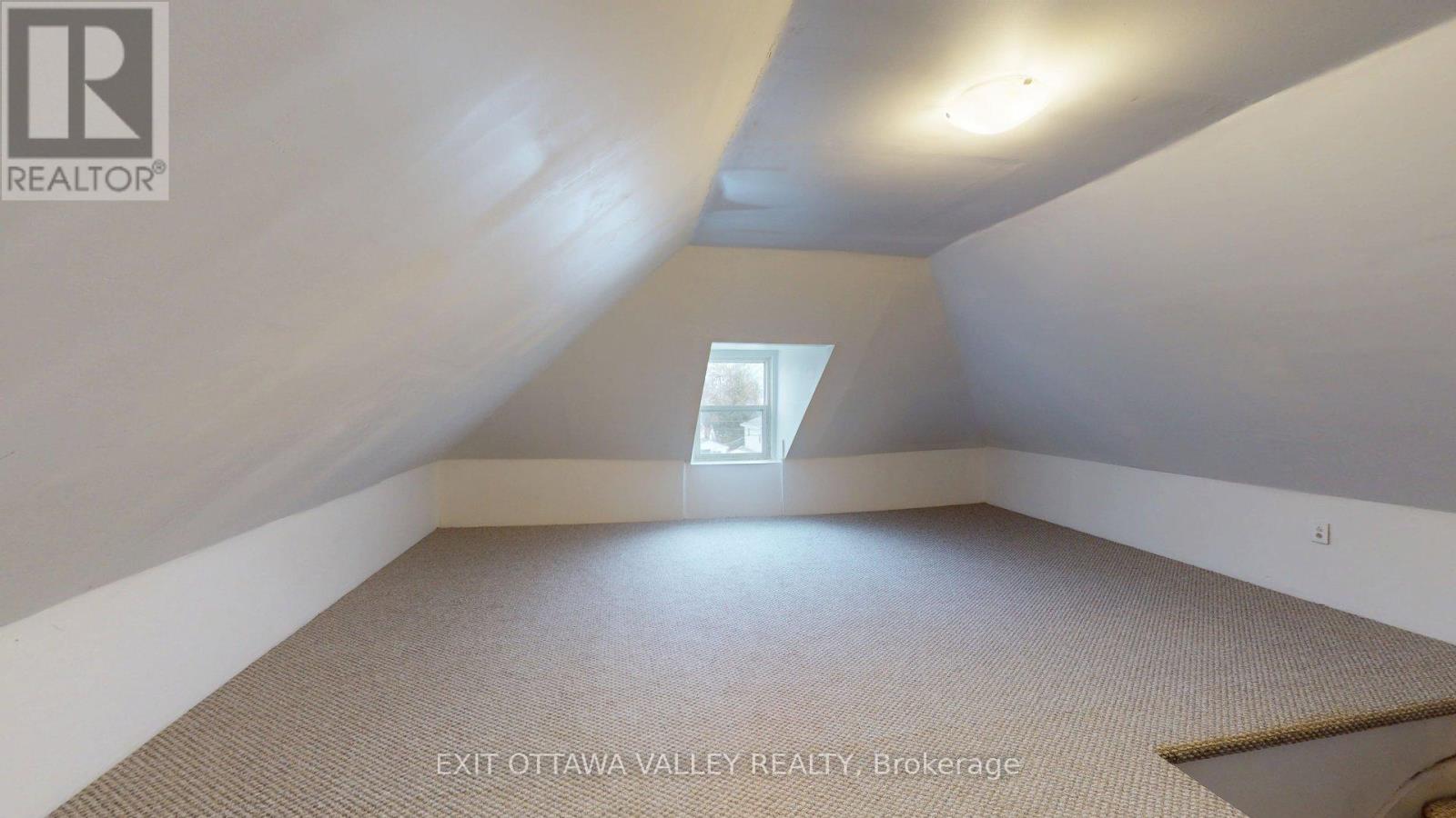 216 Mary Street, Pembroke, Ontario  K8A 5V8 - Photo 45 - X12646822