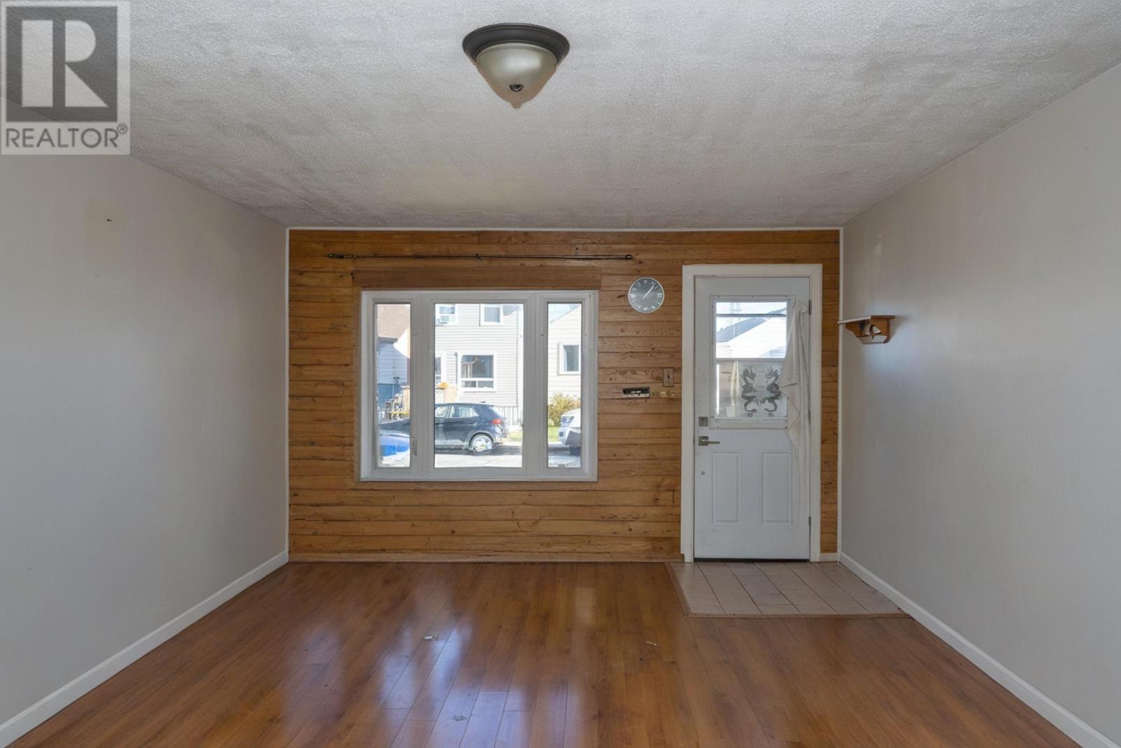 535 Mcbain St, Thunder Bay, Ontario  P7C 2Y1 - Photo 11 - TB253675