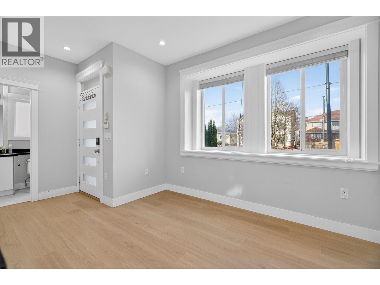 2430 E 41 Avenue, Vancouver, British Columbia  V5R 2W4 - Photo 11 - R3074588