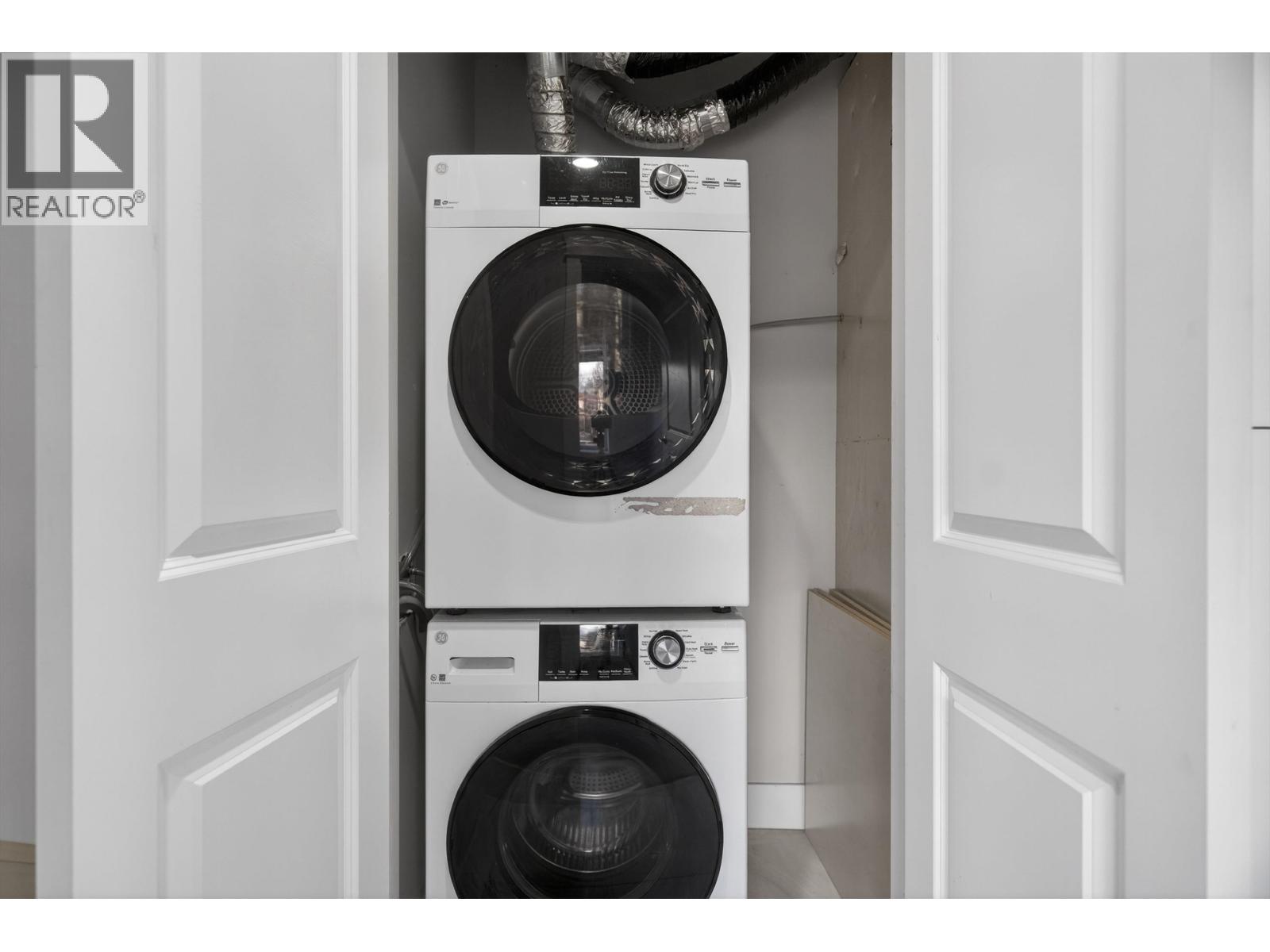 2430 E 41 Avenue, Vancouver, British Columbia  V5R 2W4 - Photo 17 - R3074588