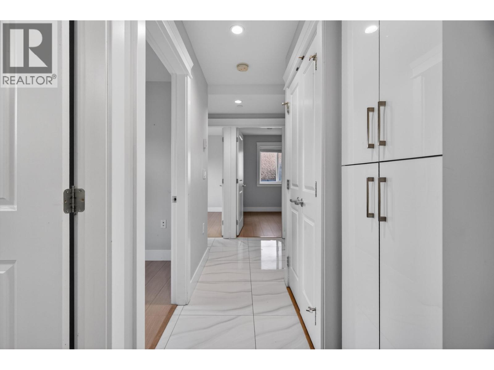 2430 E 41 Avenue, Vancouver, British Columbia  V5R 2W4 - Photo 14 - R3074588