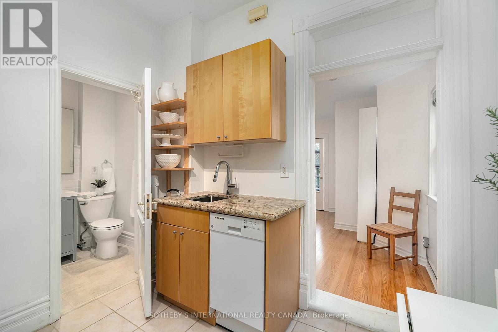 3 - 225 Major Street, Toronto, Ontario  M5S 2L4 - Photo 5 - C12646834