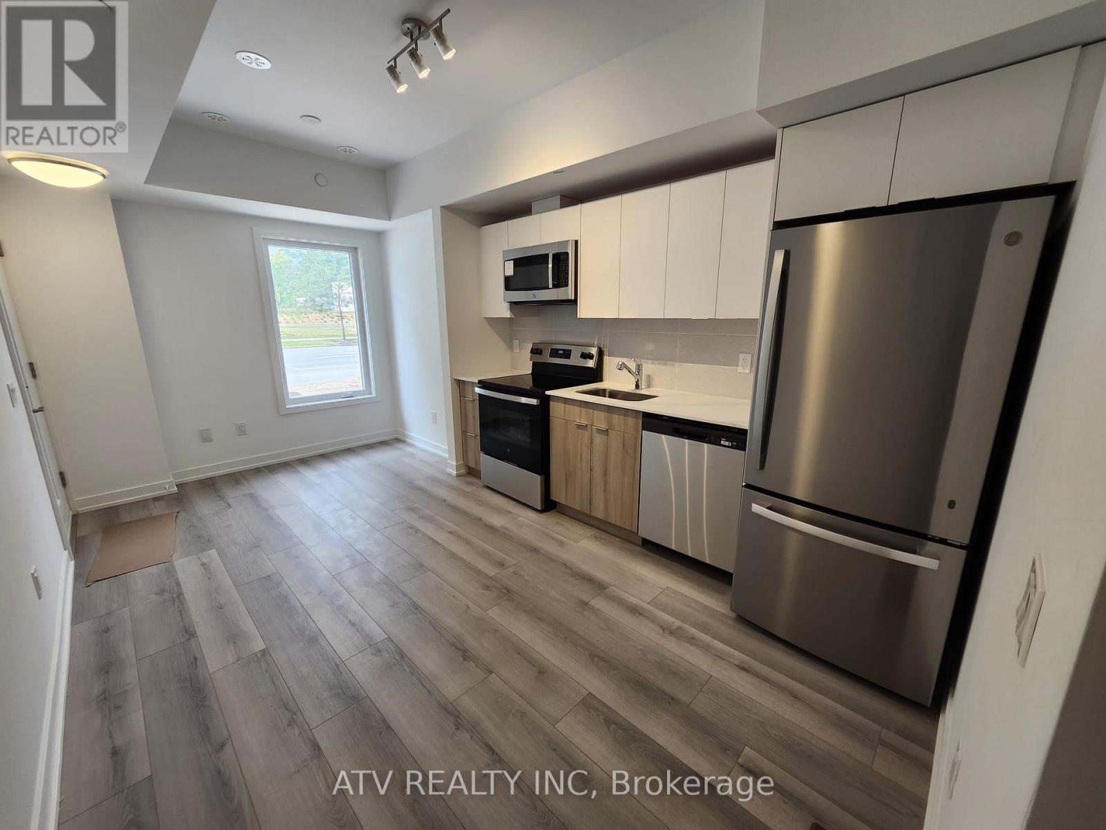 18 - 3079 Pharmacy Avenue, Toronto, Ontario  M1T 1H8 - Photo 2 - E12646820