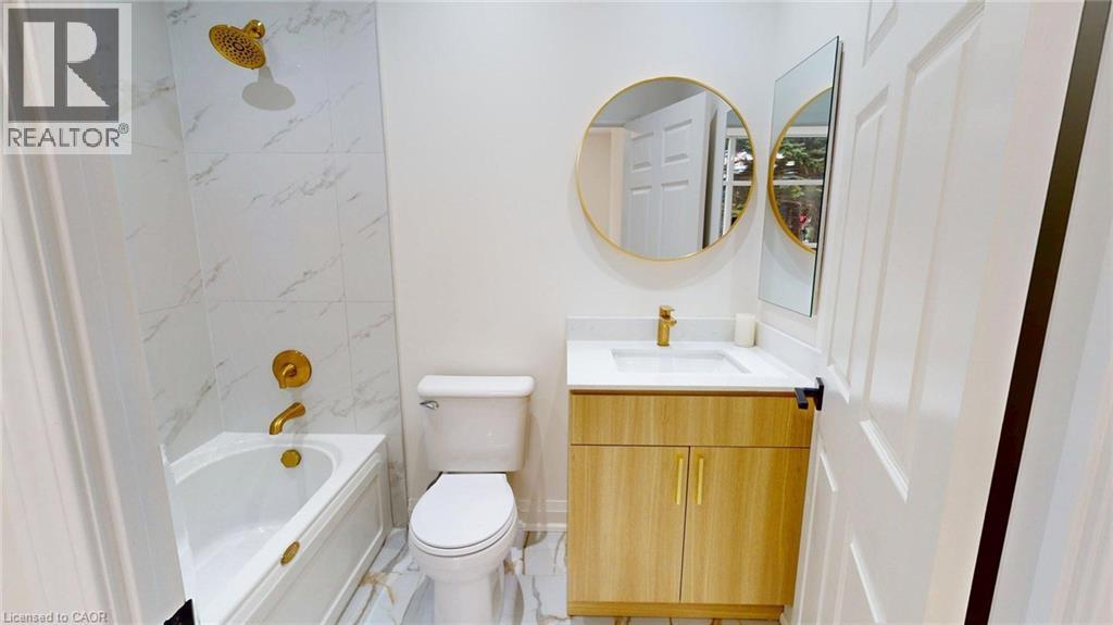 35 Kingsbridge Garden Circle Unit# 105, Mississauga, Ontario  L5R 3Z5 - Photo 12 - 40793397