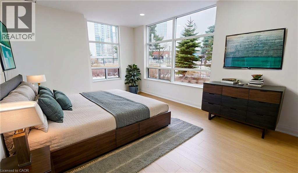 35 Kingsbridge Garden Circle Unit# 105, Mississauga, Ontario  L5R 3Z5 - Photo 10 - 40793397