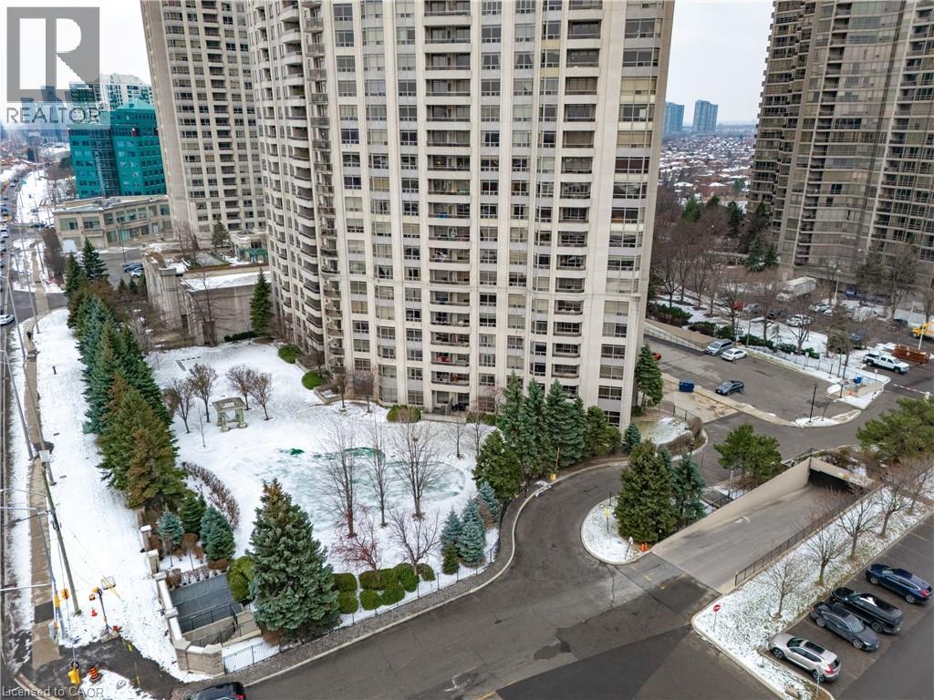 35 Kingsbridge Garden Circle Unit# 105, Mississauga, Ontario  L5R 3Z5 - Photo 16 - 40793397