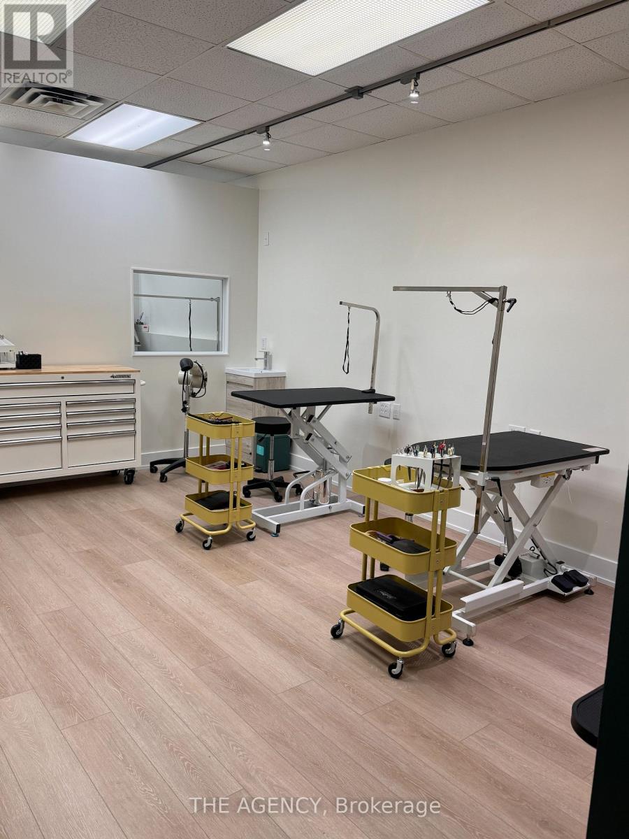 3 - 9580 Yonge Street, Richmond Hill, Ontario  L4C 1V6 - Photo 5 - N12646818