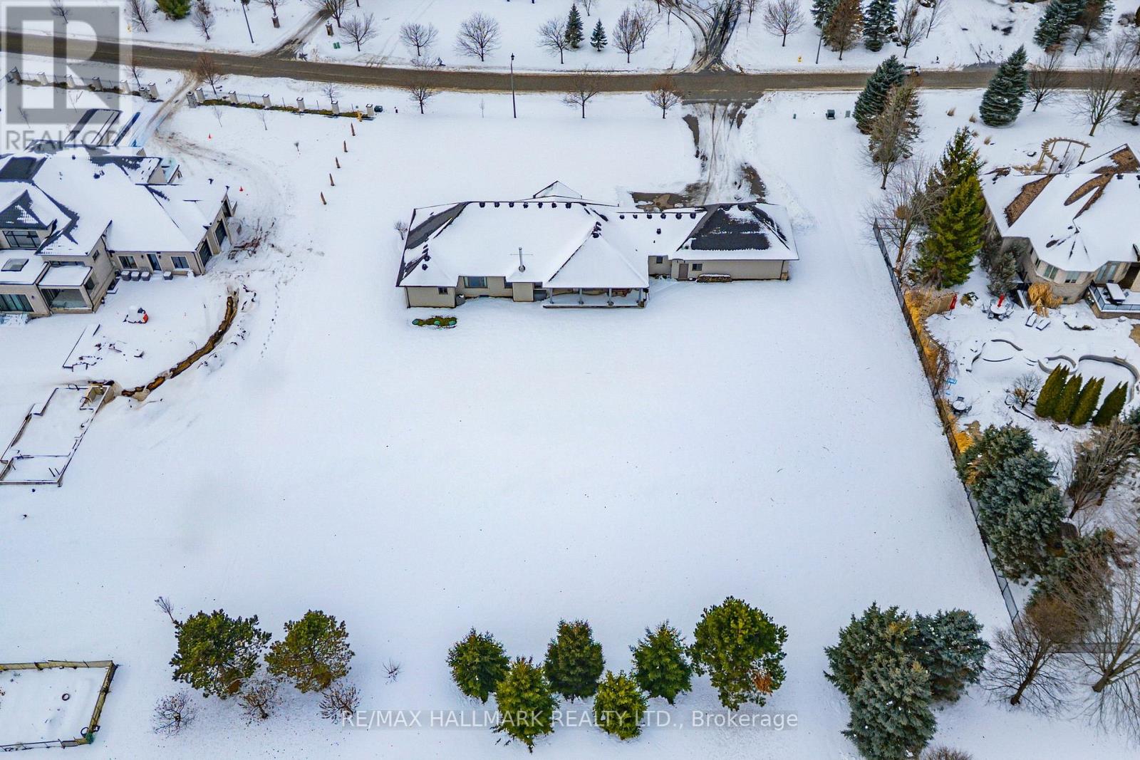 67 Grayfield Drive, Whitchurch-Stouffville, Ontario  L4A 0B1 - Photo 44 - N12646828