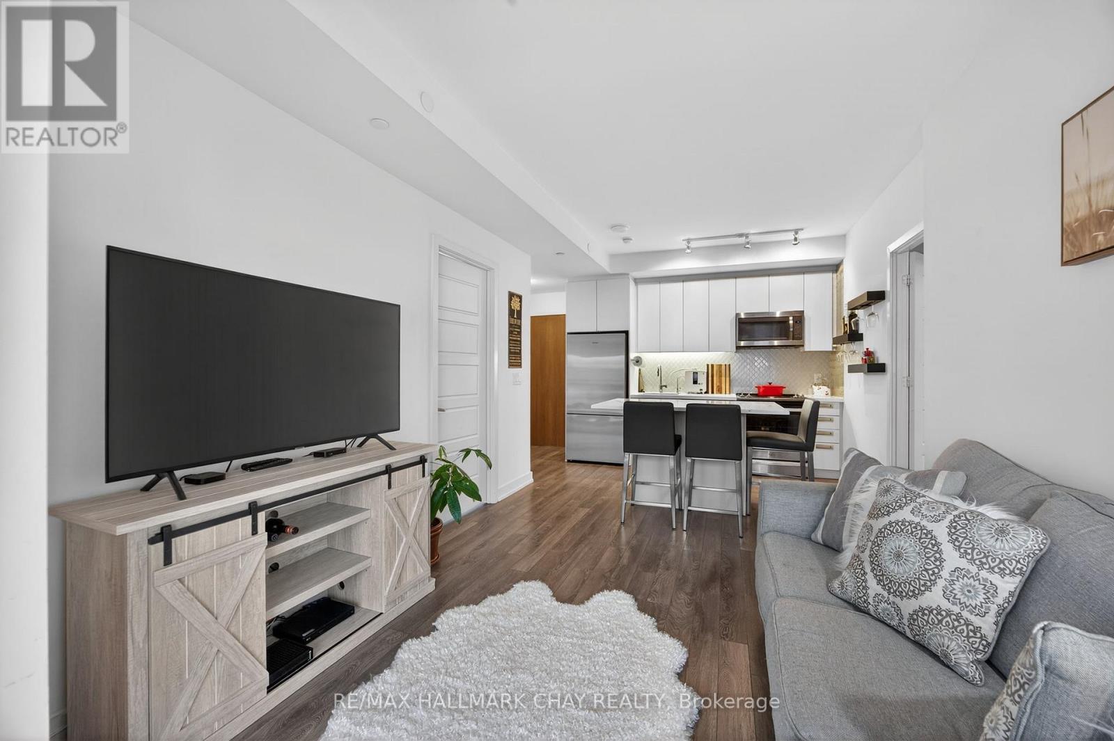 C315 - 301 Sea Ray Avenue, Innisfil, Ontario  L9S 0L8 - Photo 9 - N12646844