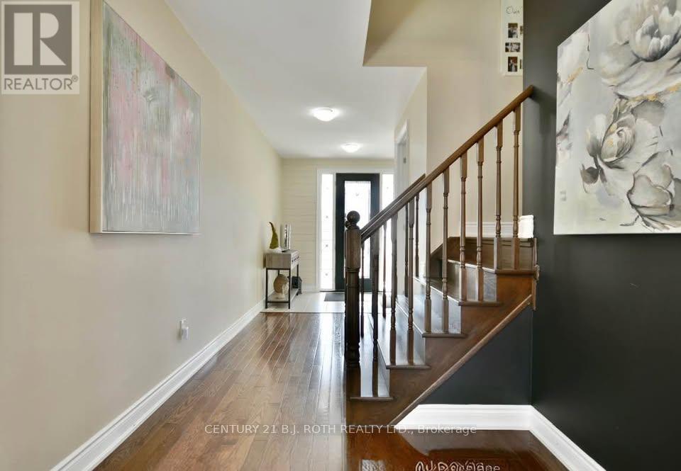 196 Diana Drive, Orillia, Ontario  L3V 8J8 - Photo 2 - S12646840