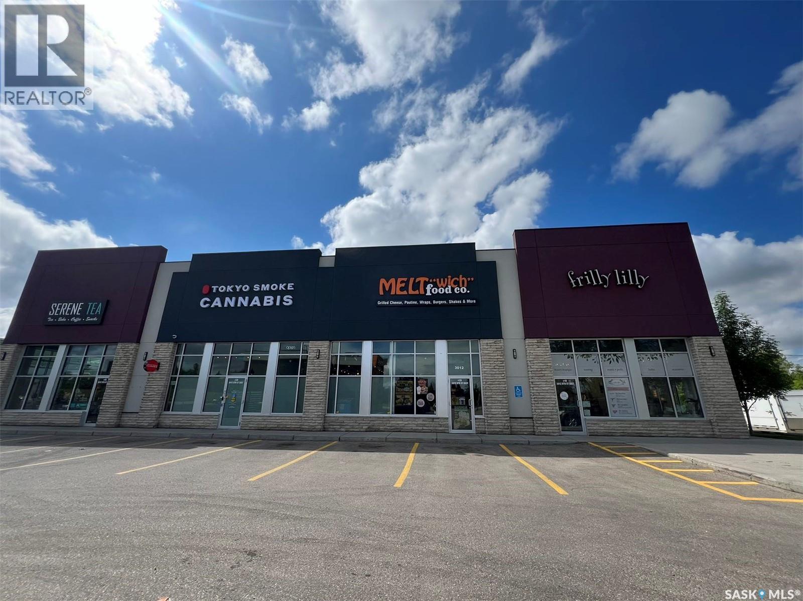 20 3012 8th Street, Saskatoon, Saskatchewan  S7H 0W2 - Photo 2 - SK025858