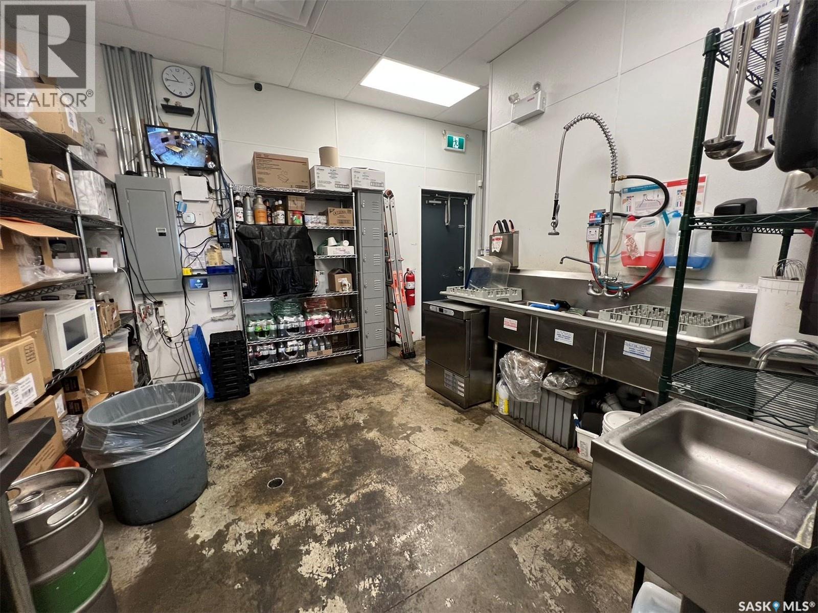 20 3012 8th Street, Saskatoon, Saskatchewan  S7H 0W2 - Photo 4 - SK025858