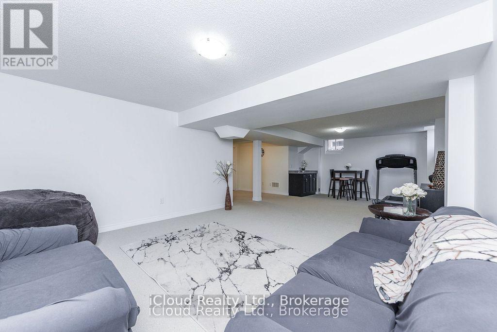 60 Valleyway Drive, Brampton, Ontario  L6X 5G1 - Photo 38 - W12646848