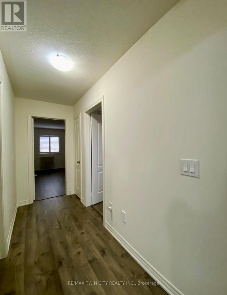 1575 Chretien Street W, Milton, Ontario  L9E 1G8 - Photo 13 - W12646874