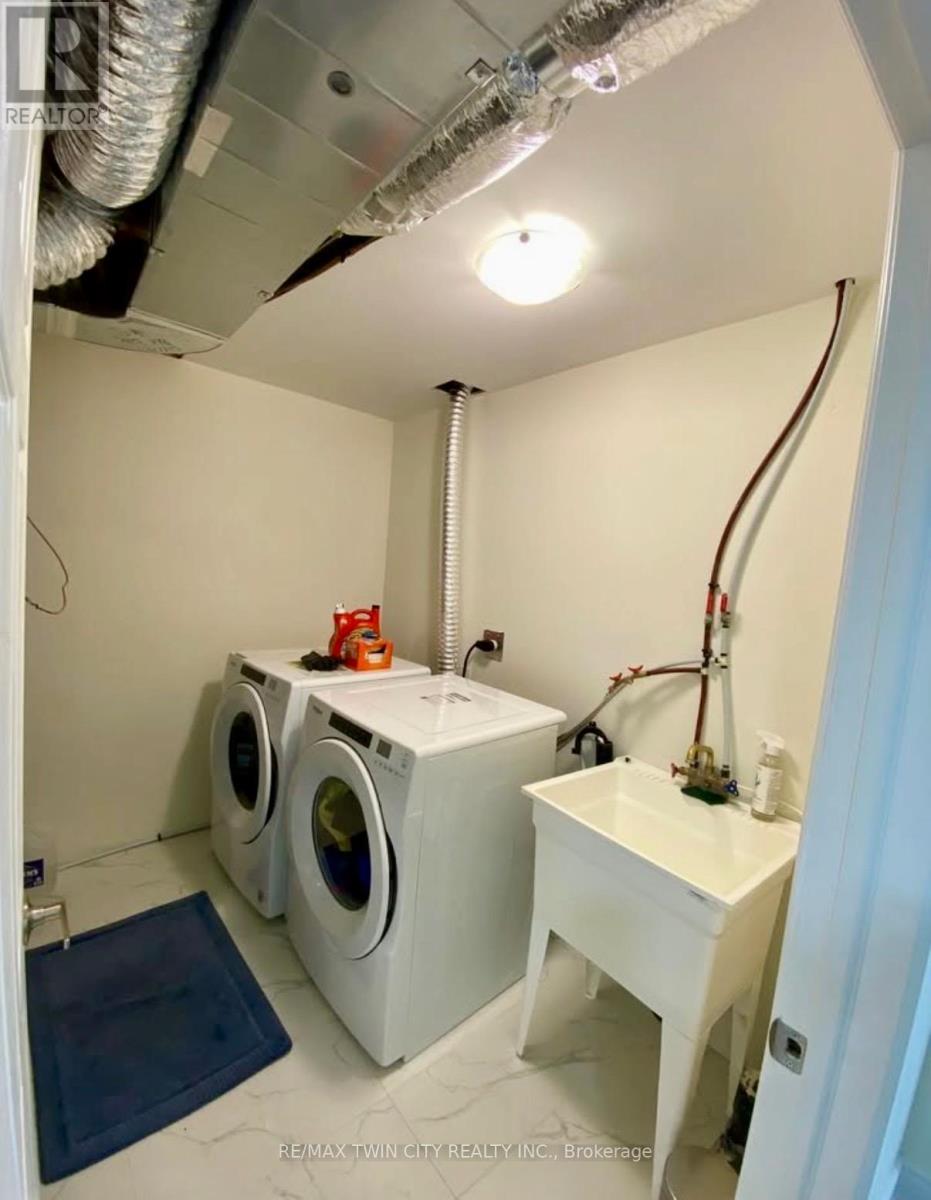 1575 Chretien Street W, Milton, Ontario  L9E 1G8 - Photo 19 - W12646874