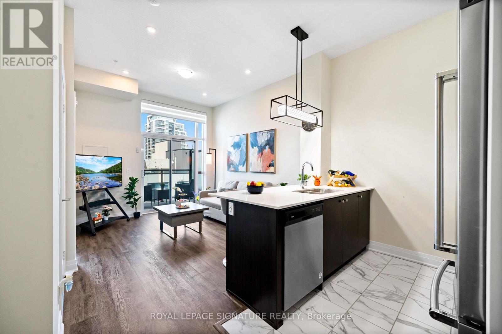 629 - 16 Concord Place, Grimsby, Ontario  L3M 0J1 - Photo 12 - X12646830