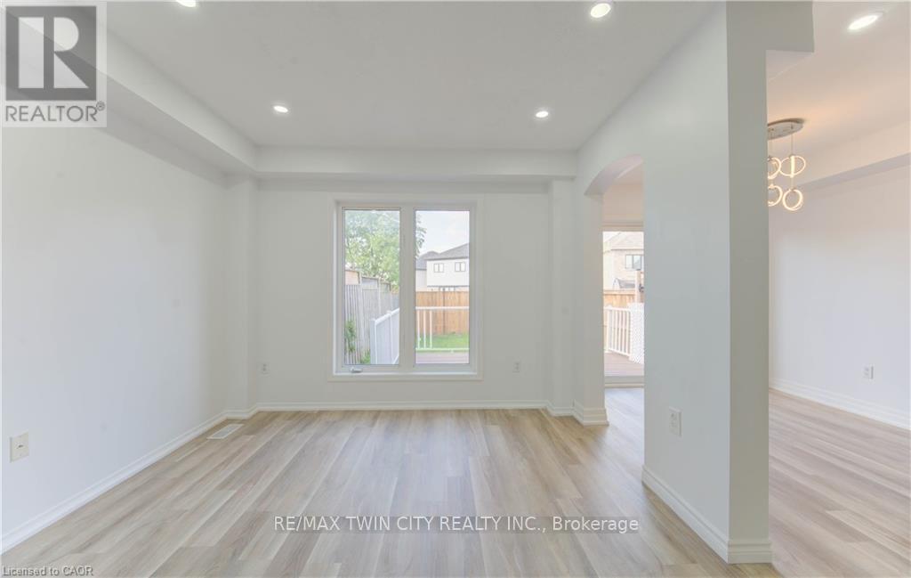 82 Trowbridge Street, Woolwich, Ontario  N0B 1M0 - Photo 8 - X12646876