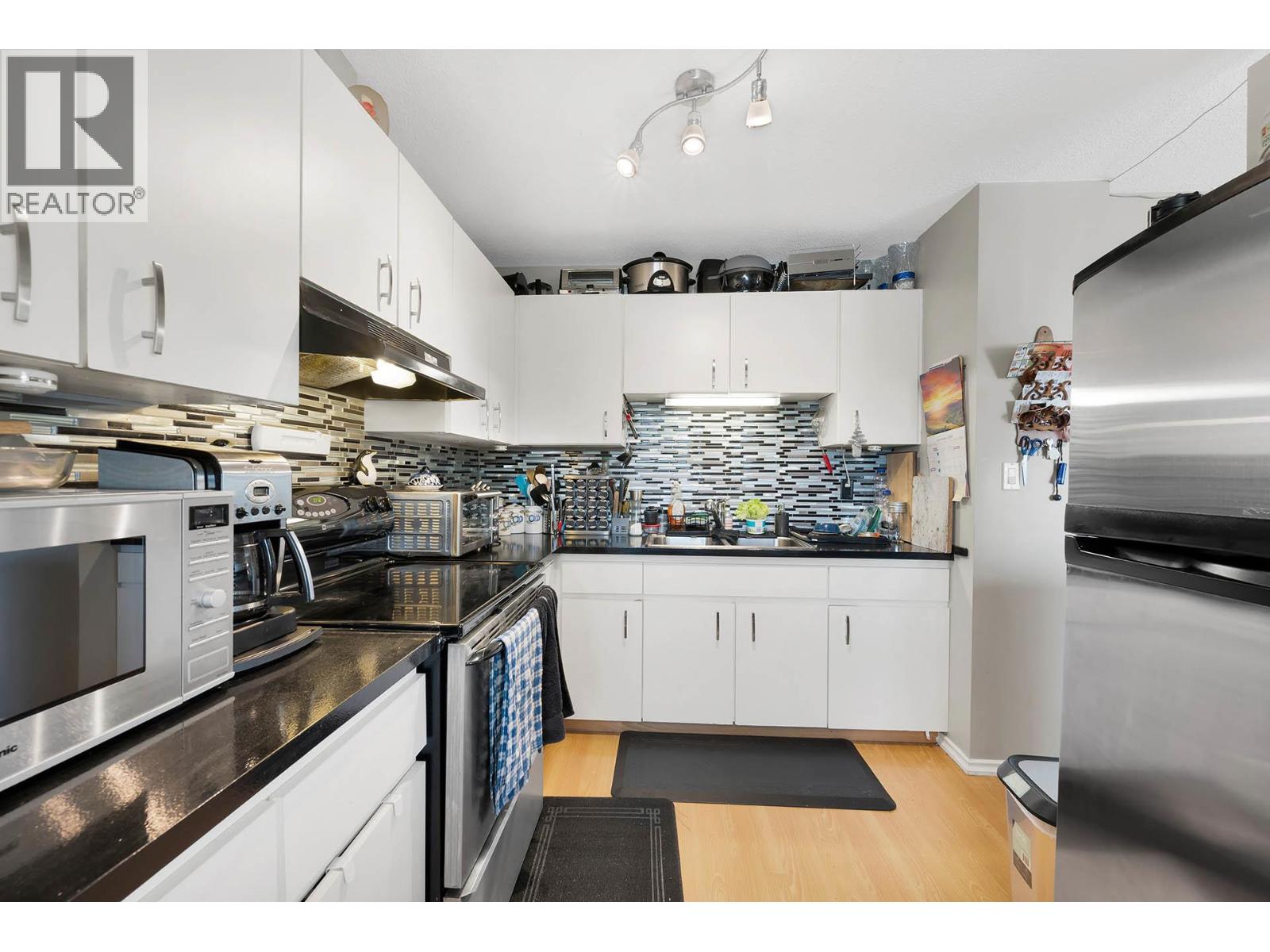 800 Valhalla Drive Unit# 102, Kamloops, British Columbia  V2B 1R8 - Photo 11 - 10371465