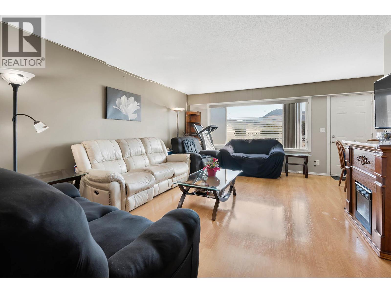 800 Valhalla Drive Unit# 102, Kamloops, British Columbia  V2B 1R8 - Photo 6 - 10371465