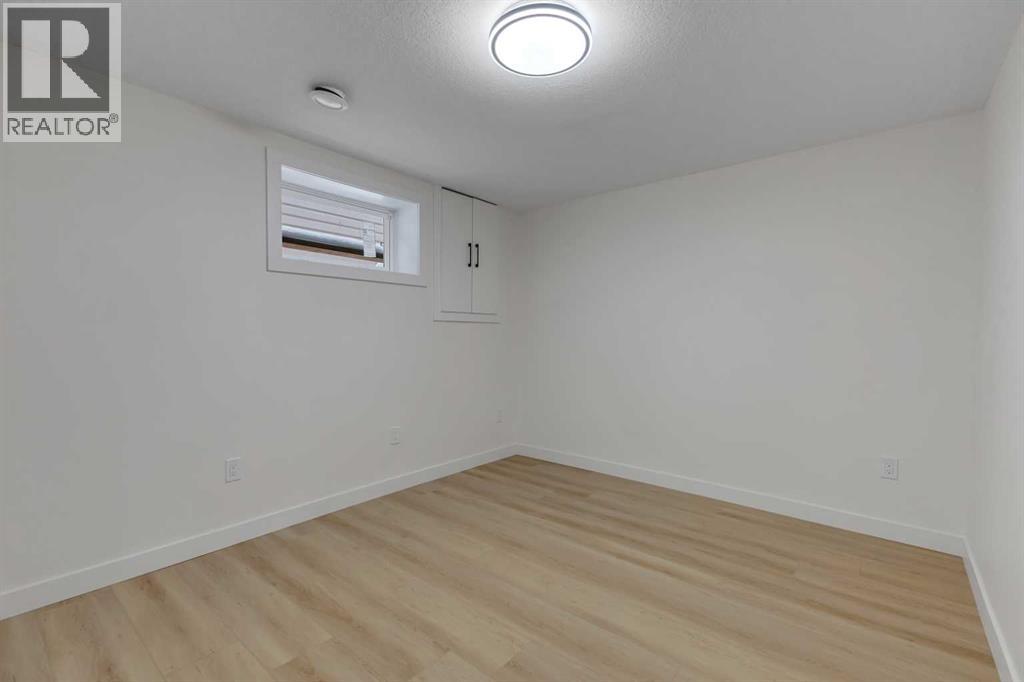 19 Cedargrove Place Sw, Calgary, Alberta  T2W 4T8 - Photo 36 - A2273303