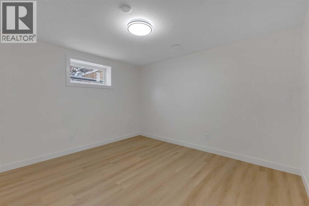 19 Cedargrove Place Sw, Calgary, Alberta  T2W 4T8 - Photo 38 - A2273303