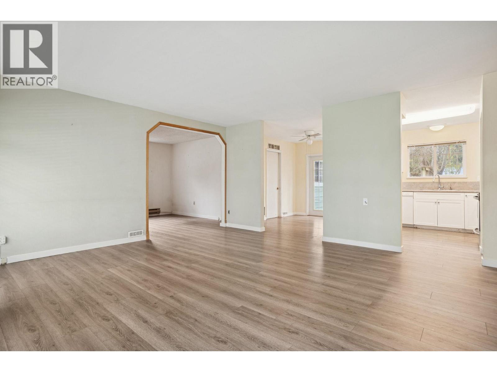 5447 River Road, Delta, British Columbia  V4K 1S8 - Photo 7 - R3068264