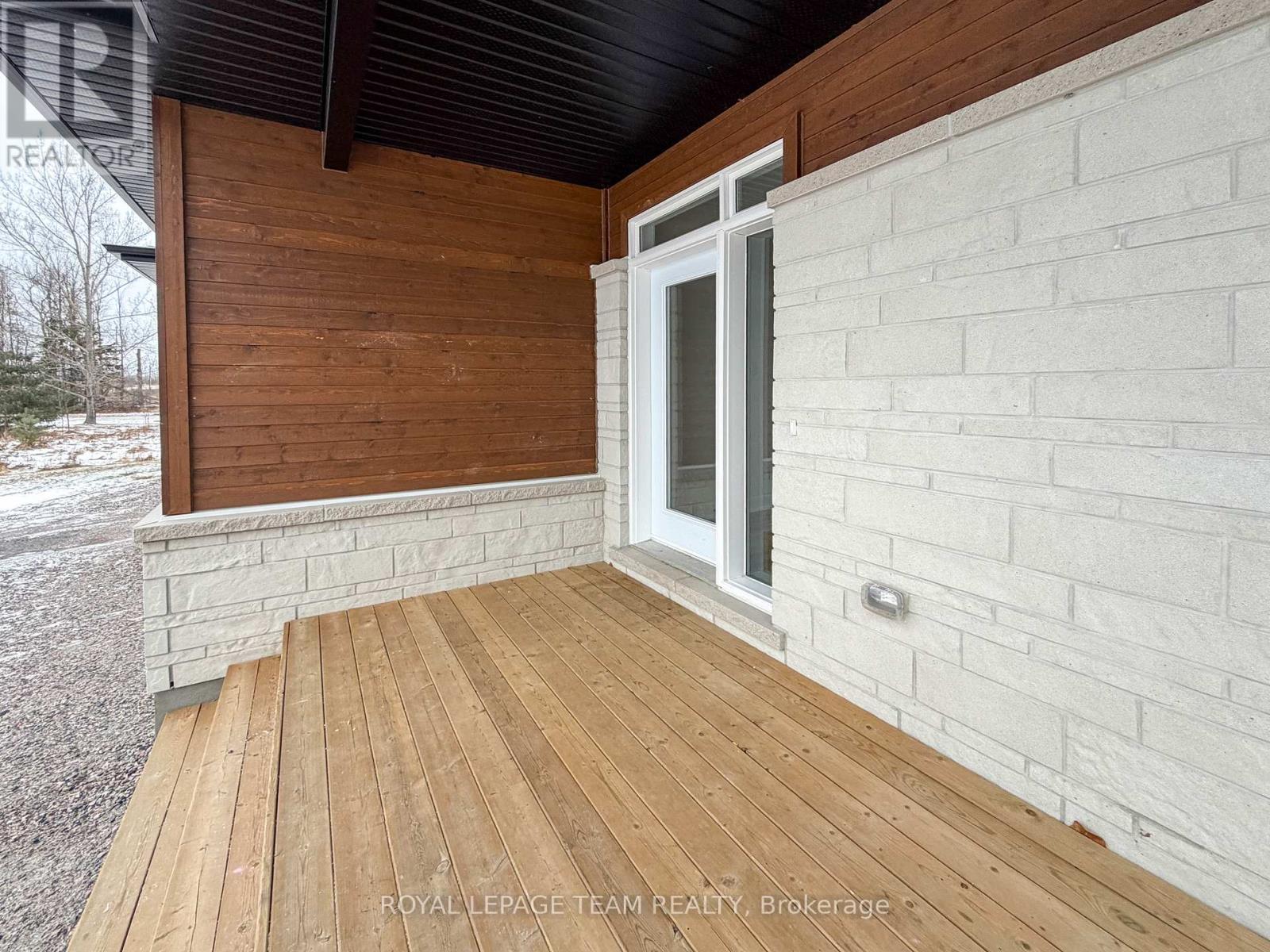 1970 Burnstown Road, Mcnab/braeside, Ontario  K7V 3Z4 - Photo 4 - X12646890