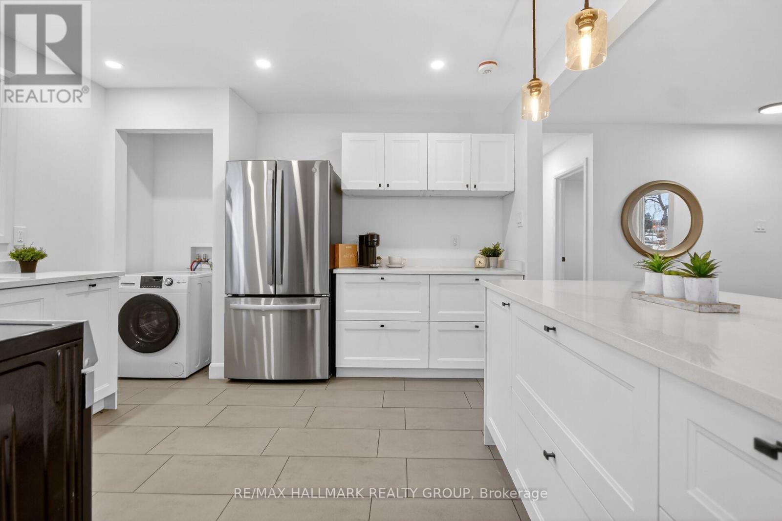 14 Cheryl Road, Ottawa, Ontario  K2G 0V7 - Photo 19 - X12646908