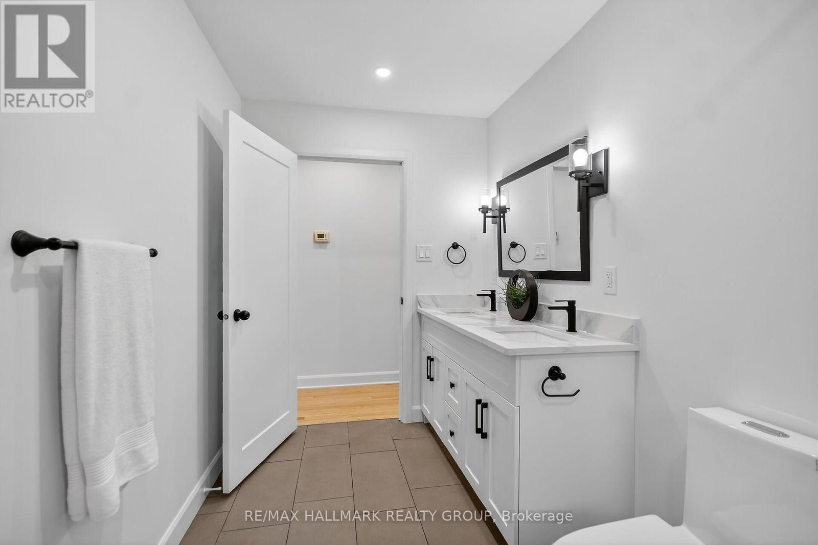 14 Cheryl Road, Ottawa, Ontario  K2G 0V7 - Photo 29 - X12646908