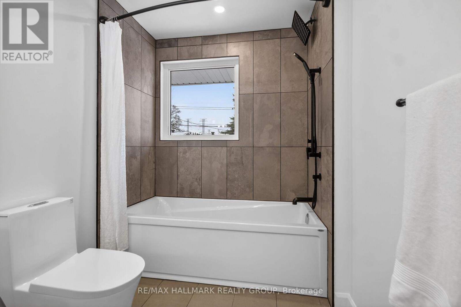 14 Cheryl Road, Ottawa, Ontario  K2G 0V7 - Photo 30 - X12646908