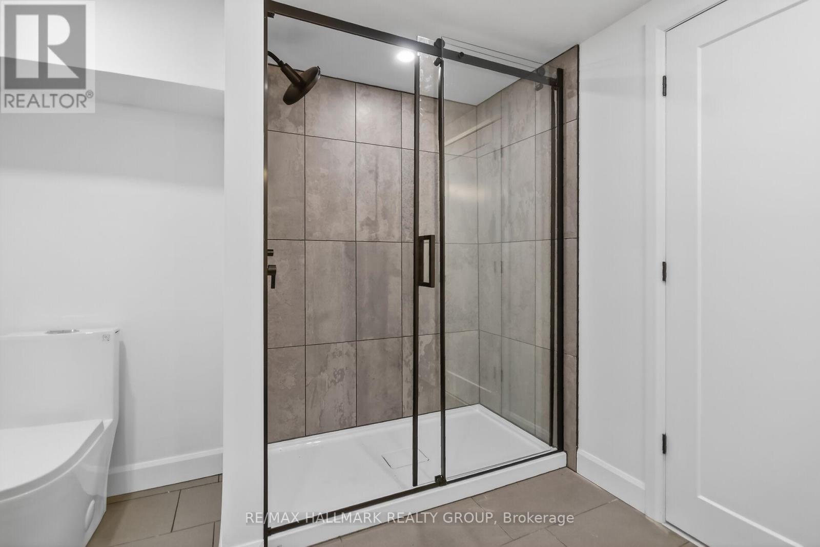 14 Cheryl Road, Ottawa, Ontario  K2G 0V7 - Photo 39 - X12646908