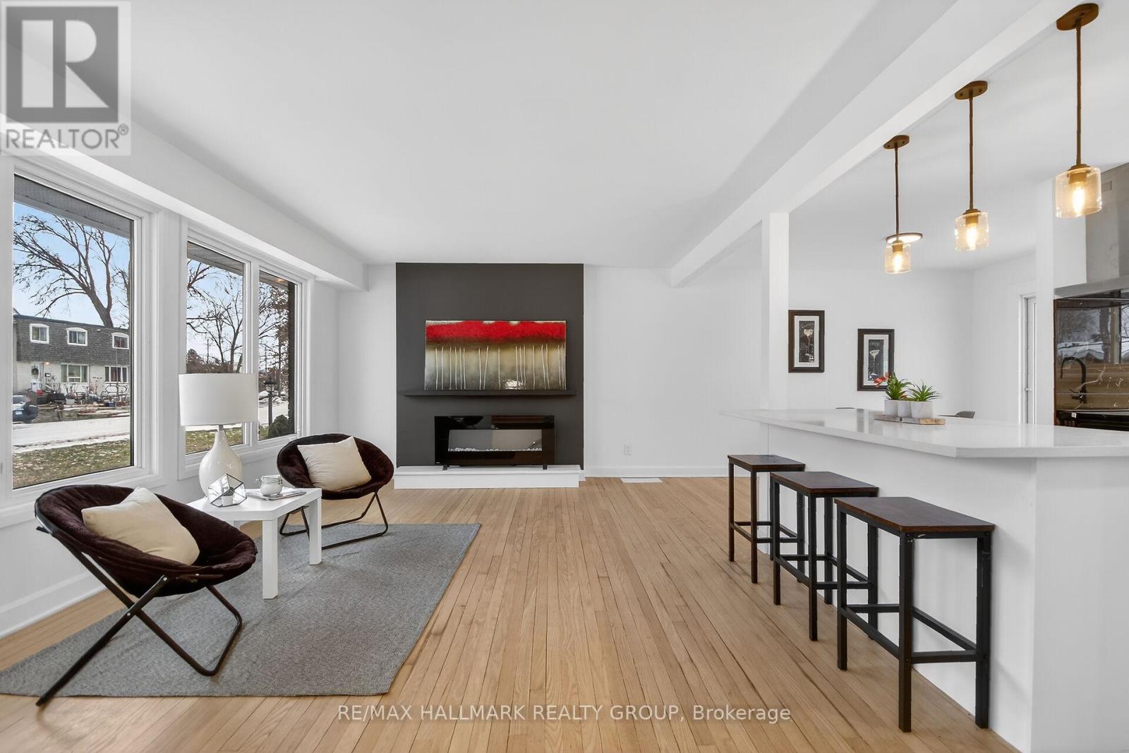 14 Cheryl Road, Ottawa, Ontario  K2G 0V7 - Photo 7 - X12646908