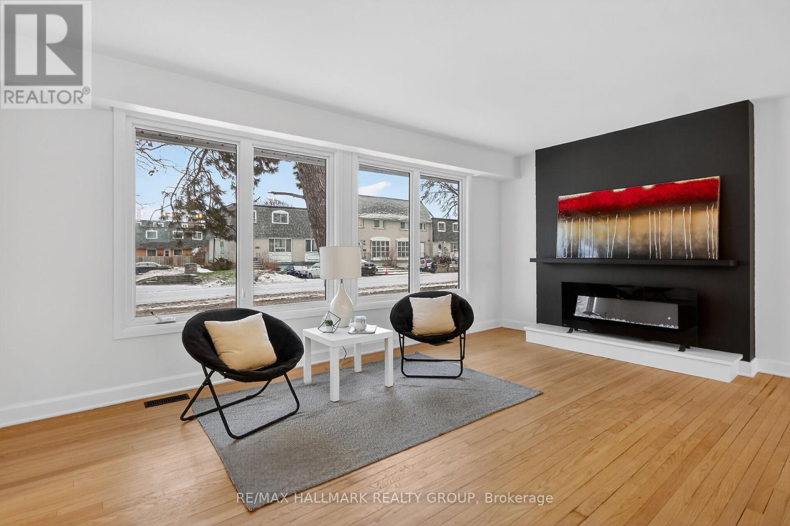 14 Cheryl Road, Ottawa, Ontario  K2G 0V7 - Photo 8 - X12646908