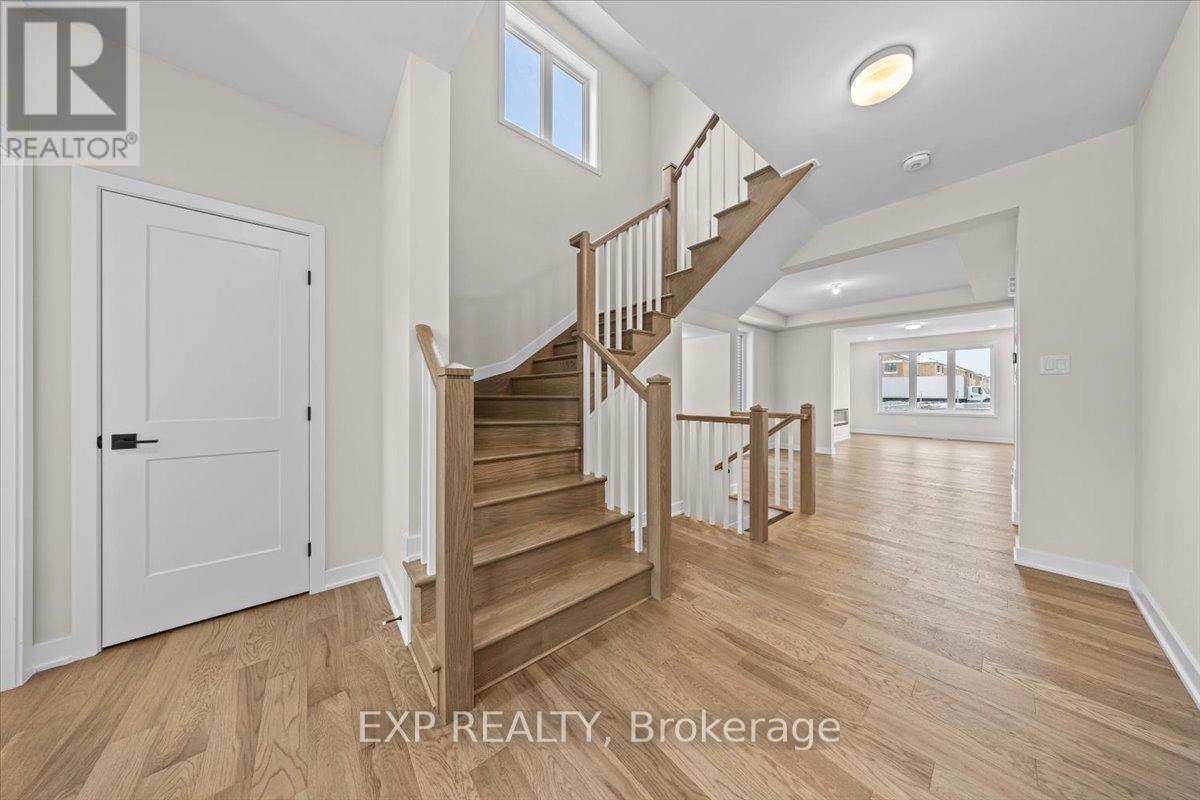 6354 Ottawa Street, Ottawa, Ontario  K0A 2Z0 - Photo 7 - X12646916