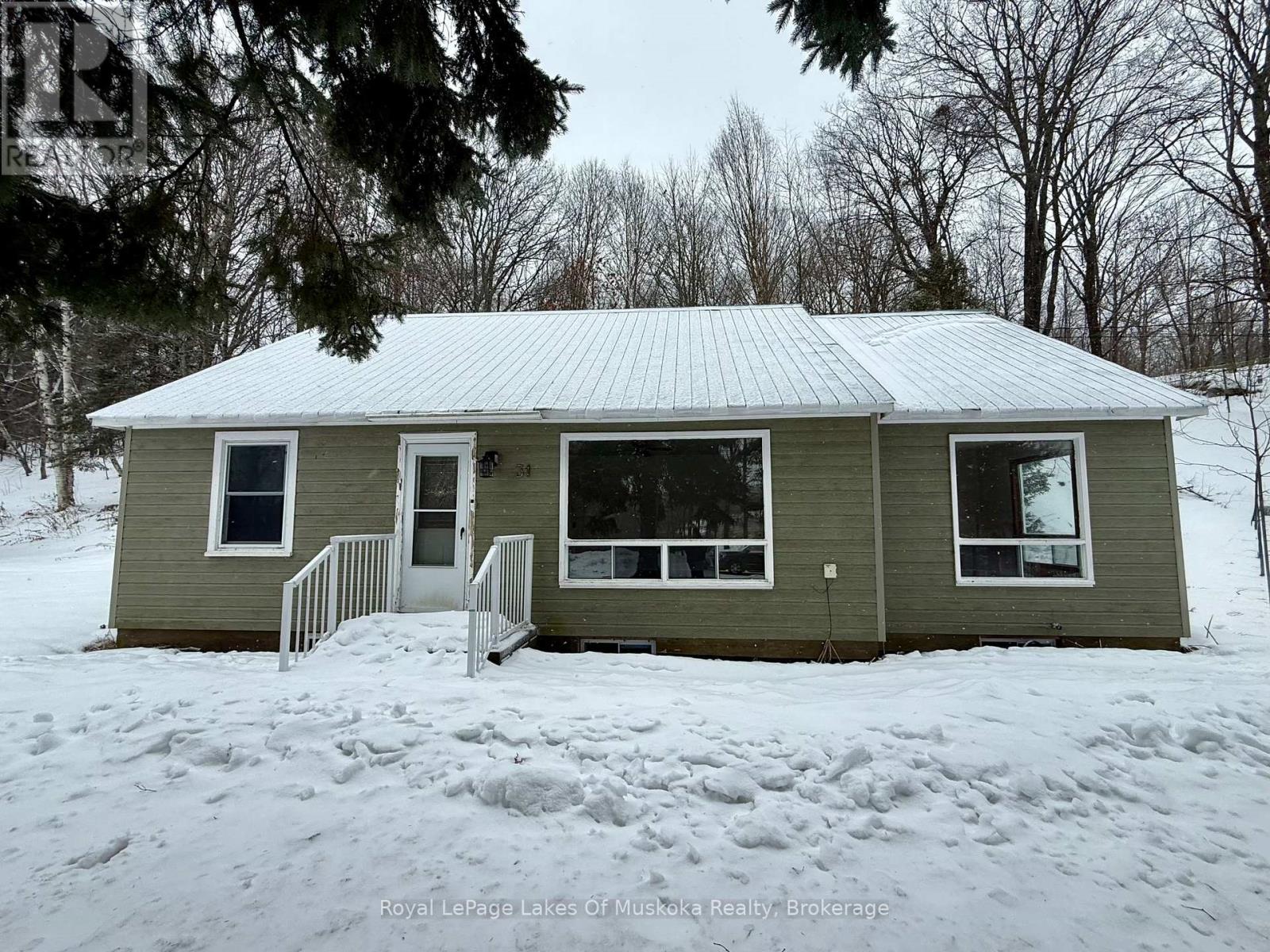 31 FERGUSON ROAD, Huntsville, Ontario