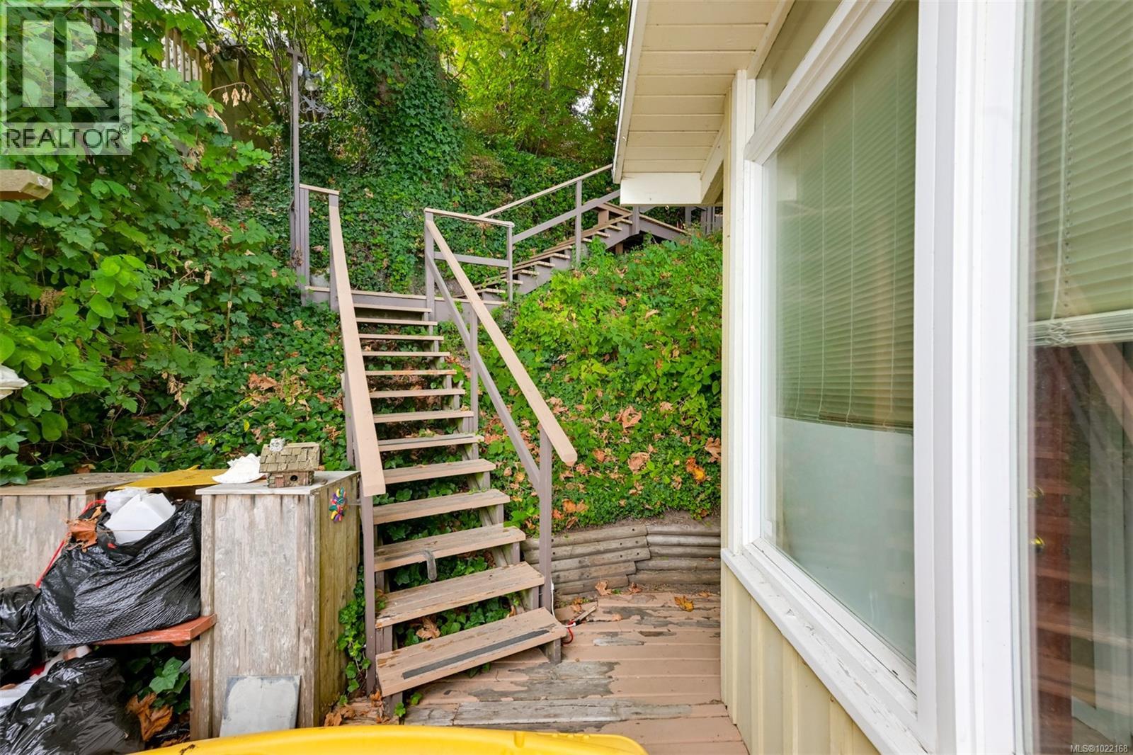 5037 Cordova Bay Rd, Saanich, British Columbia  V8Y 2K1 - Photo 27 - 1022168