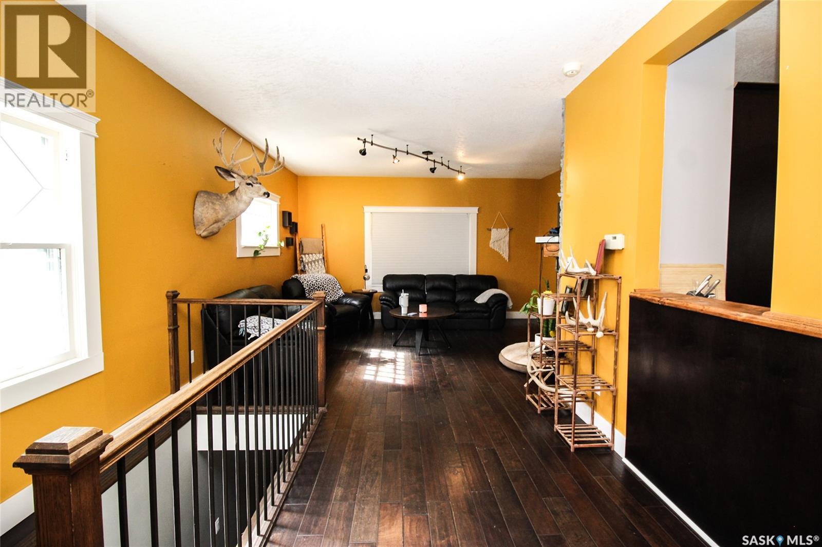 538 1st Street E, Shaunavon, Saskatchewan  S0N 2M0 - Photo 10 - SK025862