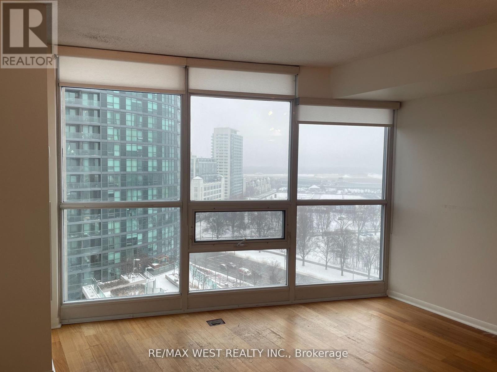 1507 - 219 Fort York Boulevard, Toronto, Ontario  M5V 1B1 - Photo 10 - C12646914