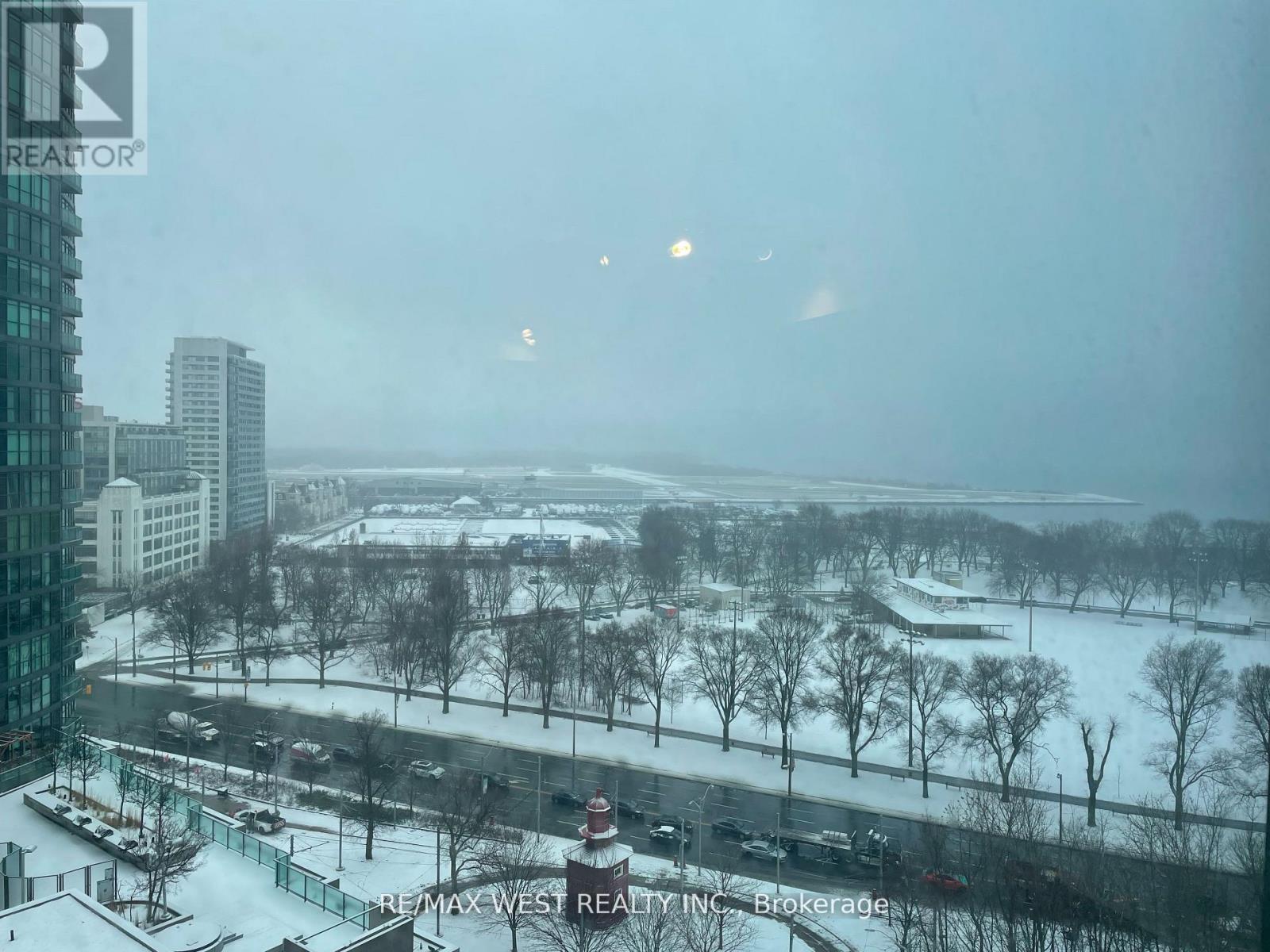 1507 - 219 Fort York Boulevard, Toronto, Ontario  M5V 1B1 - Photo 11 - C12646914