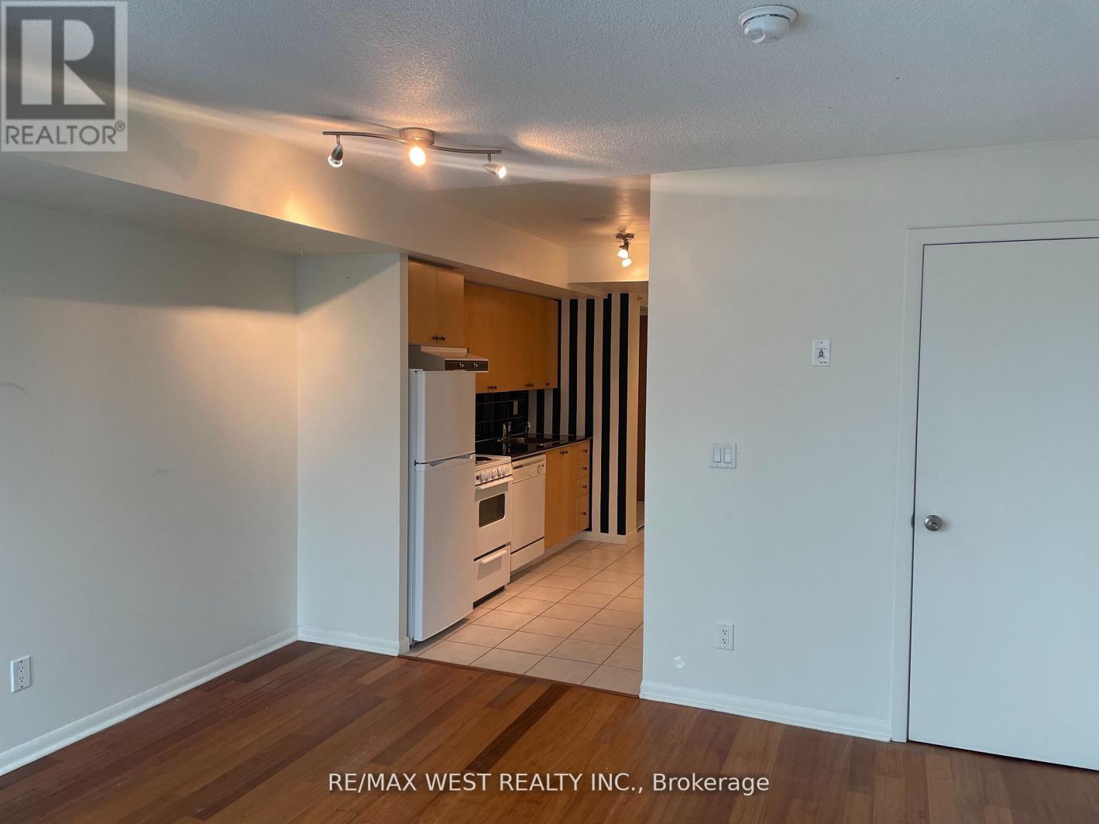 1507 - 219 Fort York Boulevard, Toronto, Ontario  M5V 1B1 - Photo 6 - C12646914