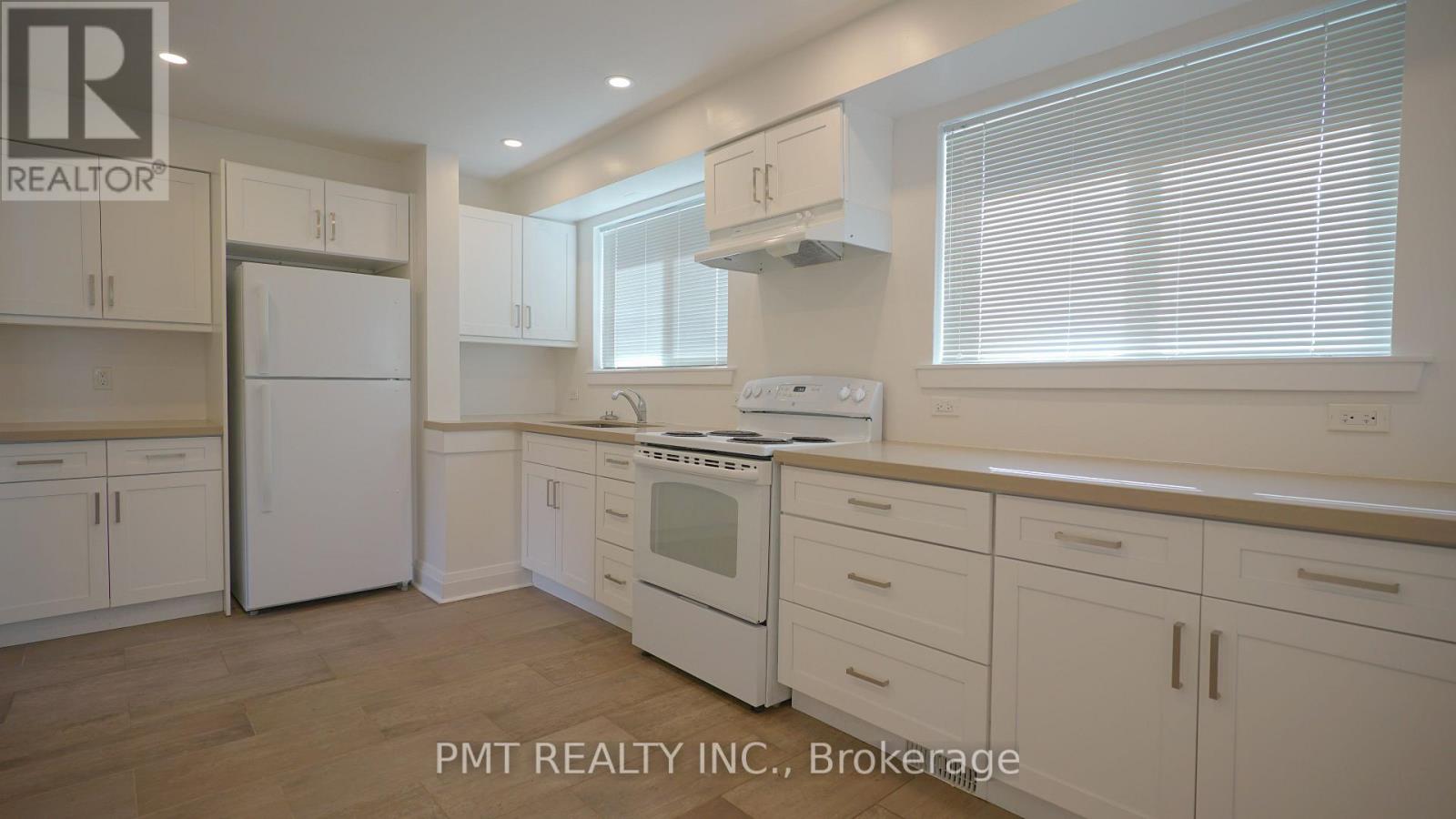 Main - 17 Ravenview Drive, Toronto, Ontario  M1E 3L9 - Photo 2 - E12646944