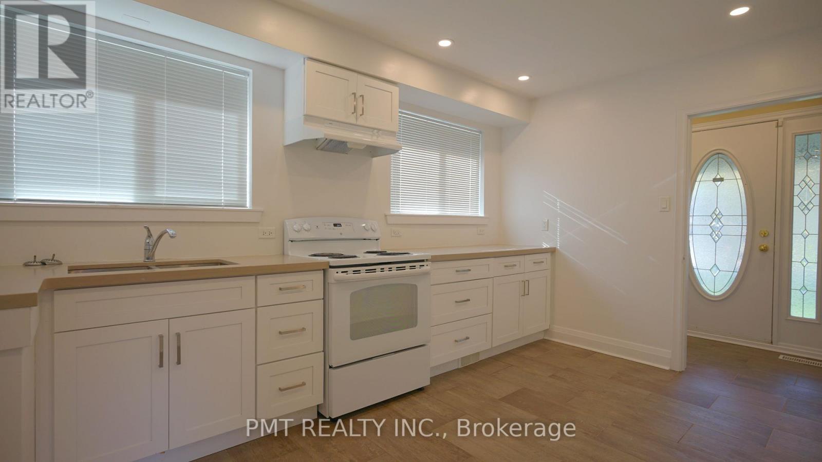 Main - 17 Ravenview Drive, Toronto, Ontario  M1E 3L9 - Photo 3 - E12646944